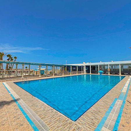 Hotel Oasis Gabes Bagian luar foto