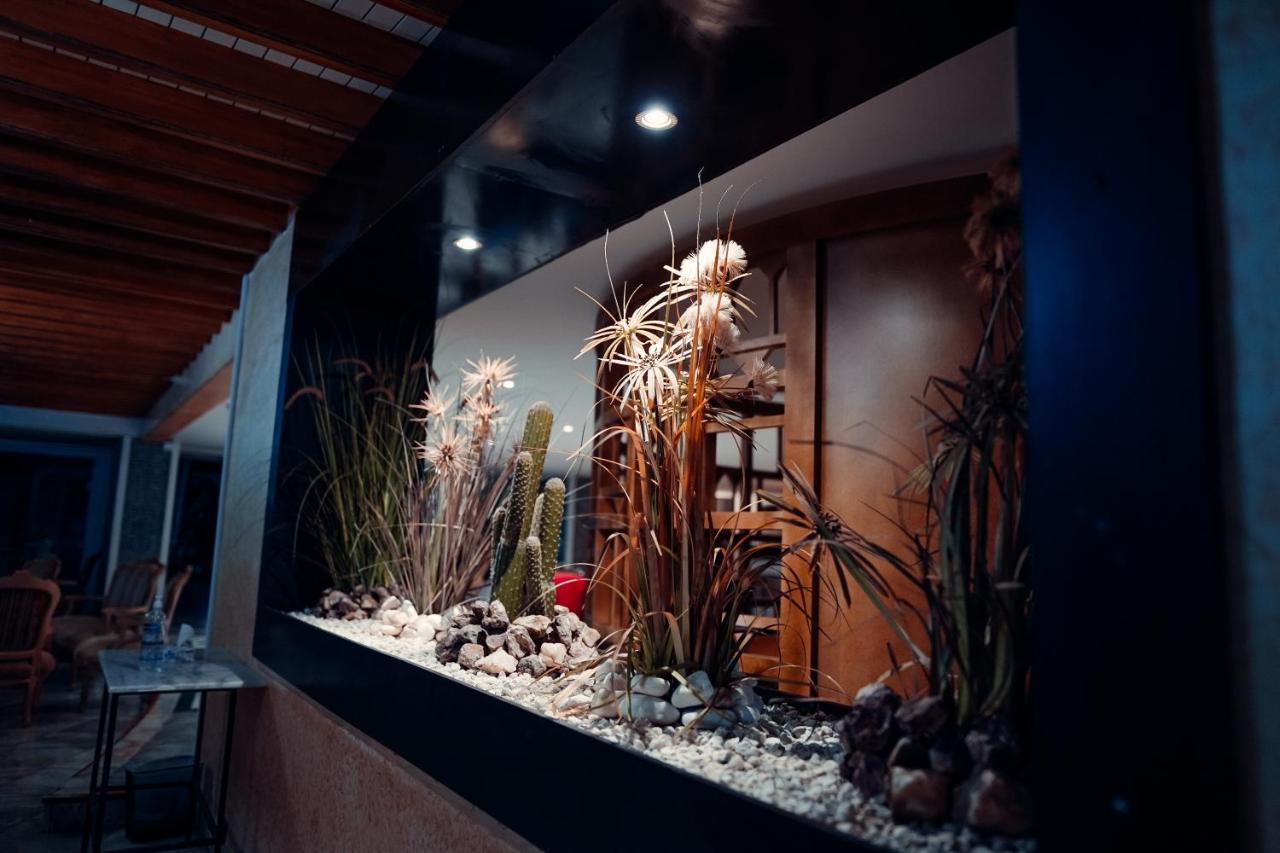 Hotel Oasis Gabes Bagian luar foto